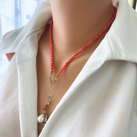 Collier en corail rose en bambou avec un petit pendentif en or rempli d'étoile de mer, de perle et de coquillage 18,5" ou 20,5"
