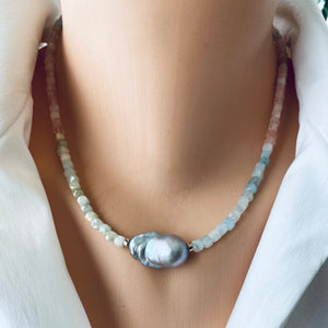 Morganite necklace with grey baroque pearl in middle