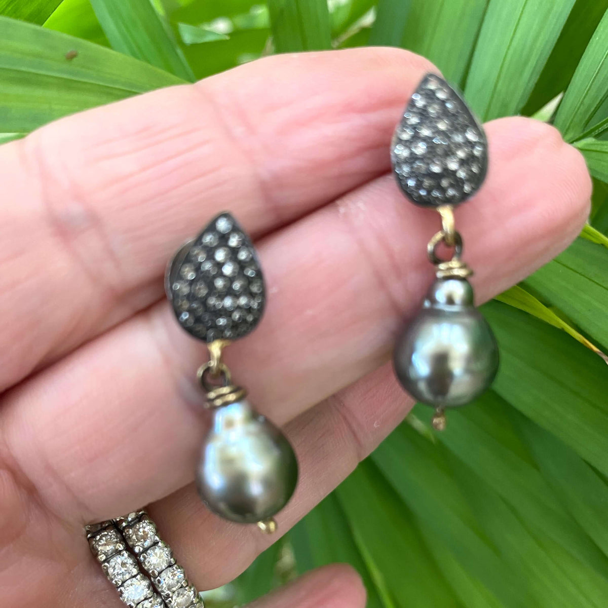 Elegant earrings showcasing a unique design, perfect for any occasion. Discover these Canadian-made elegant earrings.