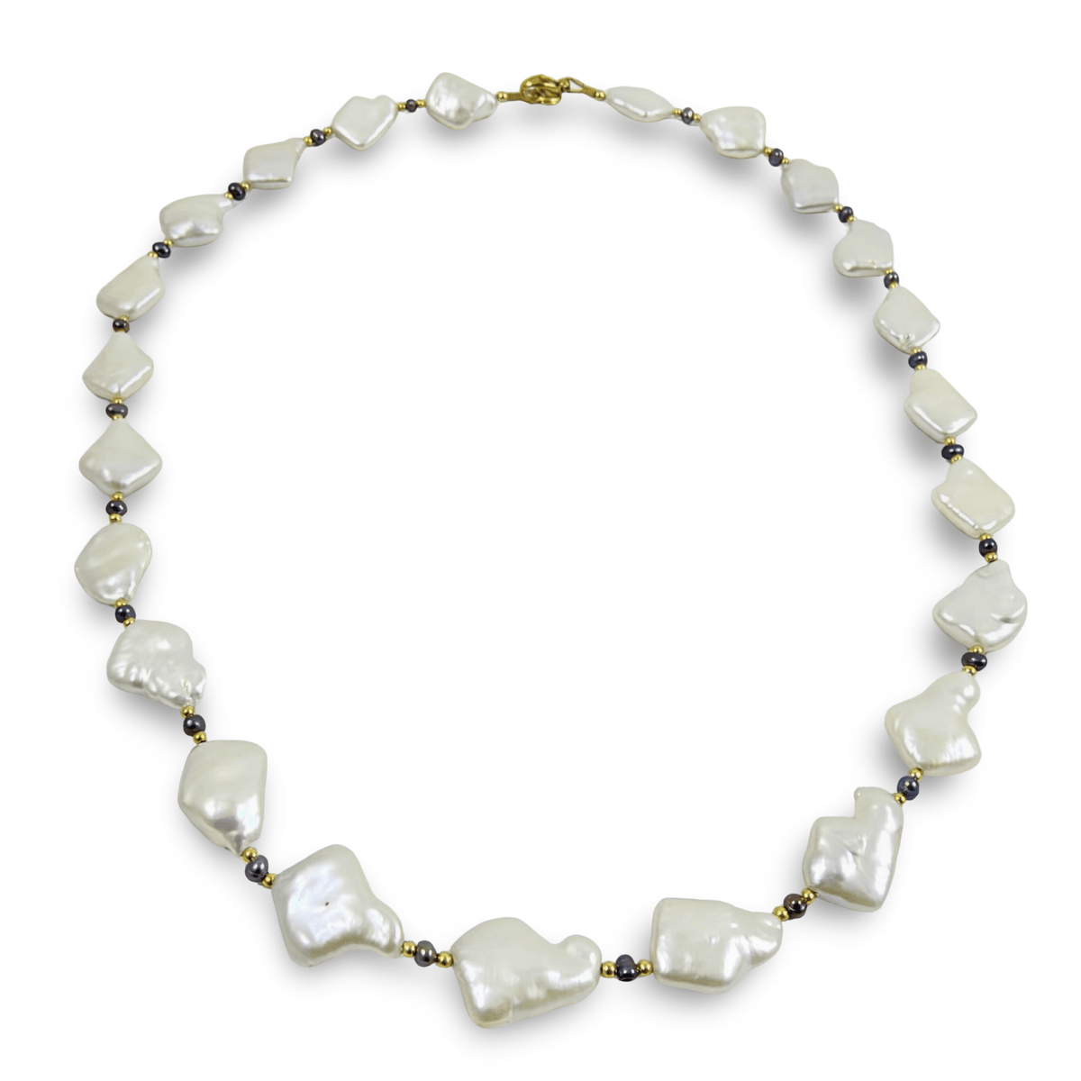 diamond shape white pearls and black small pearls 22 inches