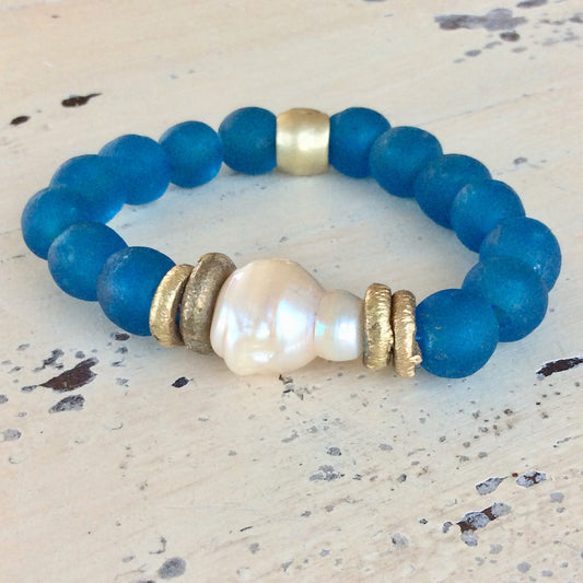 Baroque Pearl & Ocean Blue Glass Bracelet